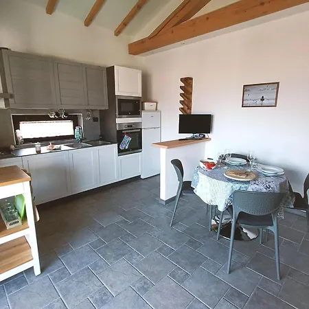 Welcoming In With Terrace Apartamento Germignaga